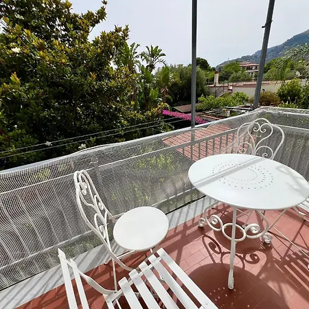 La Casa Di Gisa&laura Mondello Palermo