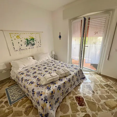 Apartment La Casa Di Gisa&laura Mondello Palermo